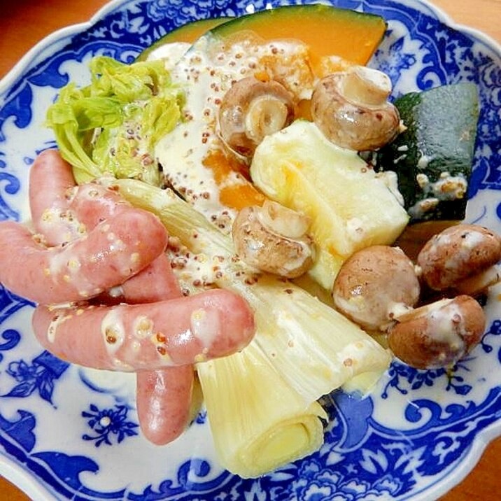 簡単マヨソースで❤野菜蒸し♪（粗挽きウインナー）